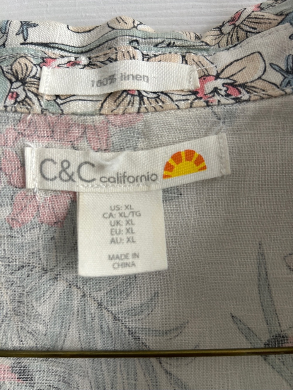 C&C California Women’s Tropical Casual Set in Cream, Green, Pink, blue and tan - Picture 8 of 9